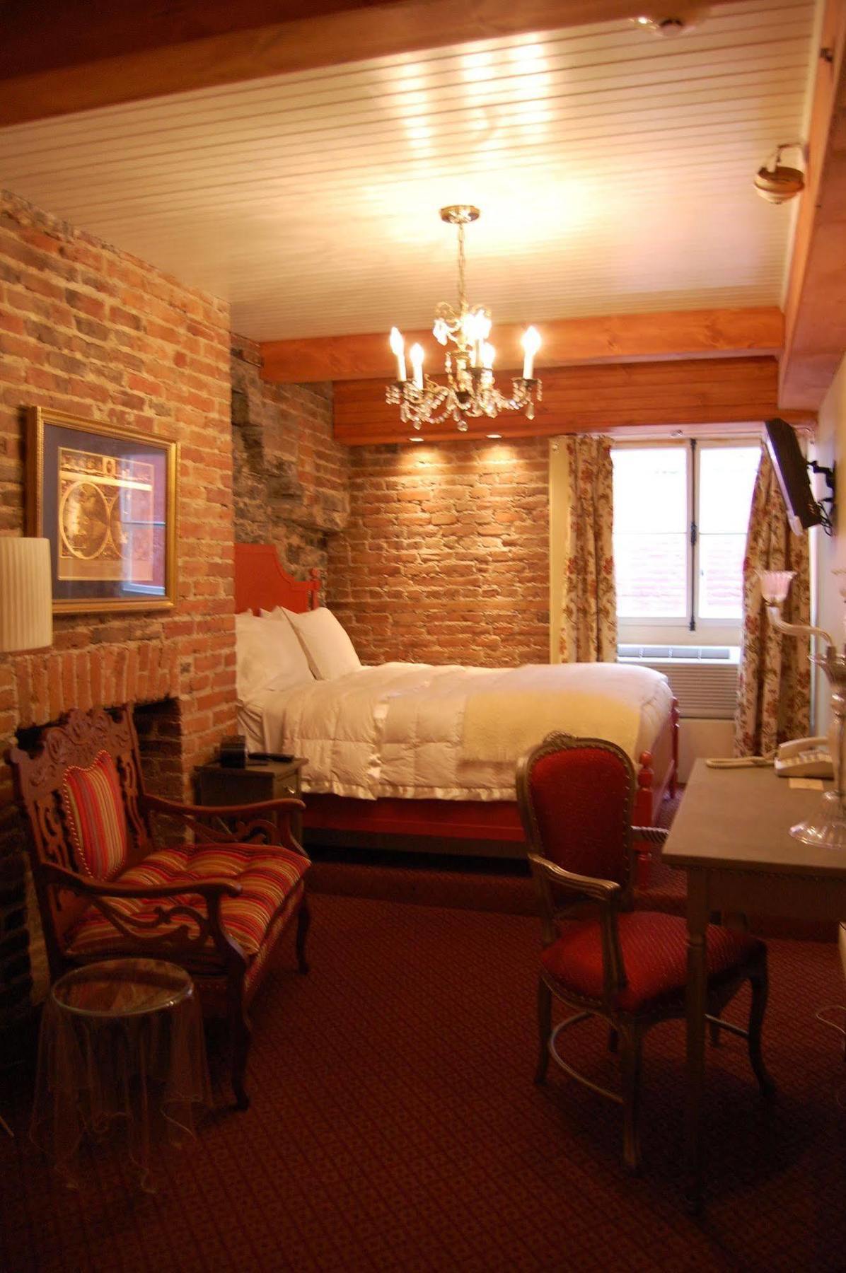 Auberge Place D'Armes Quebec City Exterior photo